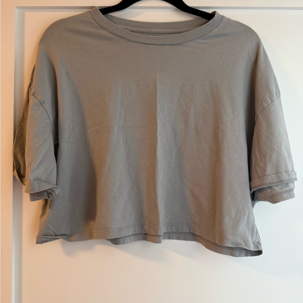Colsie Gray Crop Top